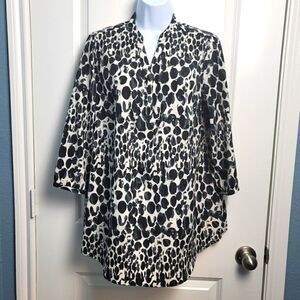 LIZ LANGE Maternity Black & White Blouse